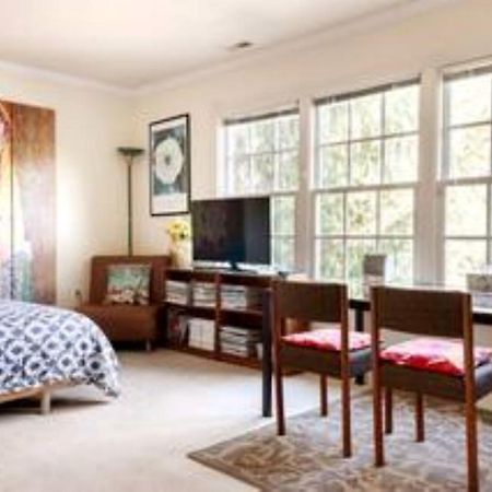 Free Parking On A Private St., Minutes To Georgetown, Medstar Hospital, Georgetown University And More Distrito de Colúmbia Exterior foto